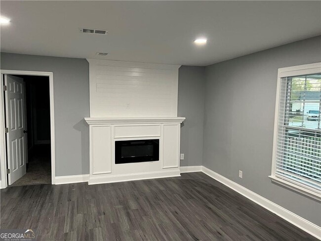 Photo - 318 Willowwind Dr