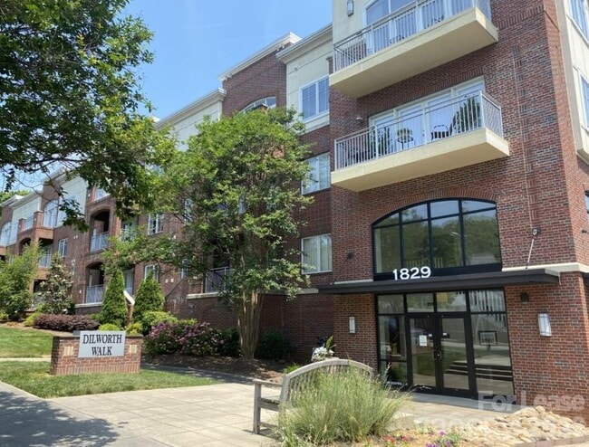Building Photo - 1829 Kenilworth Ave