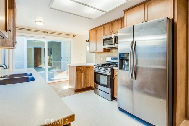 Photo - 439 Longfellow Ave