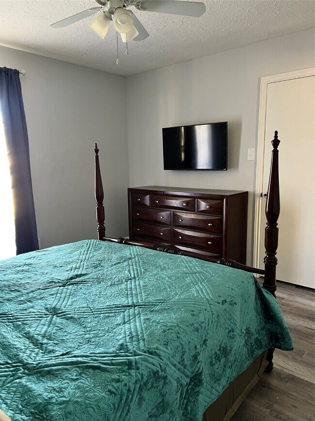 Photo - 11727 Scottsdale Dr