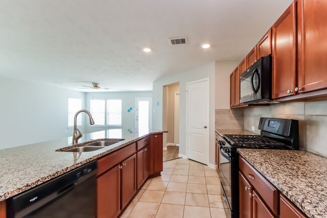 Photo - 20132 Langwell Dr