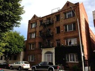 El Carlos Apartments - The El Carlos Apartments