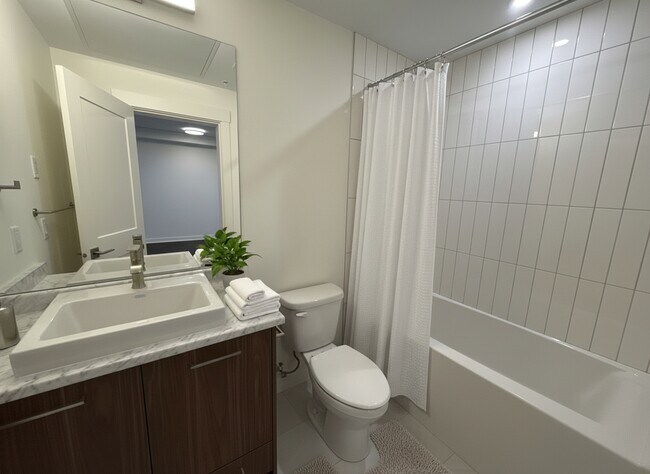 Photo - 5382-200 200 St