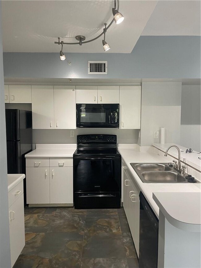 Photo - 2640 S University Dr Unit 319