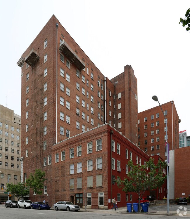 Photo - The Sir Walter