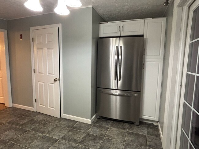 Photo - 32 Fox Meadow Rd Unit E