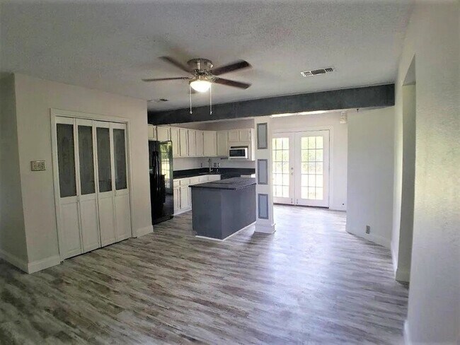 Photo - 1168 Preston Meadows Rd