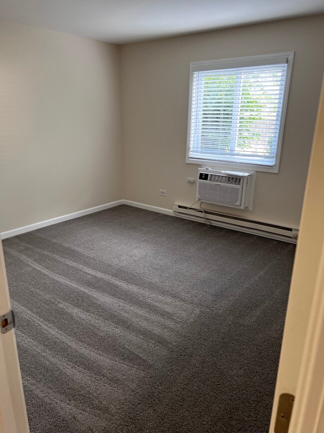 Photo - 534 E Washington St