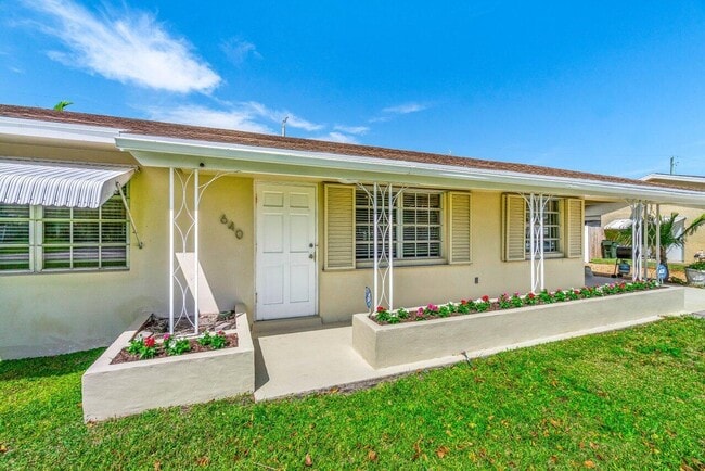 Photo - 640 Jaeger Dr