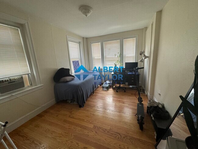 244 Kelton St Unit uni6 2-bed 1-bath