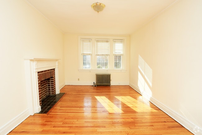 Carolina Apartments