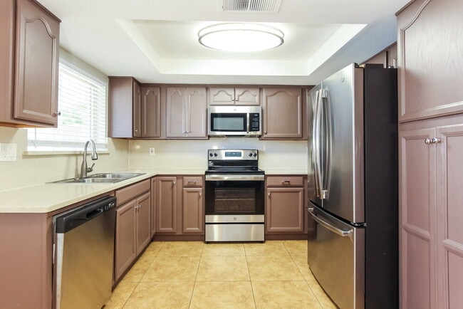 Photo - 1518 E Carter Rd