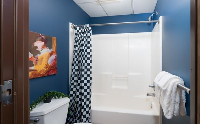 Photo - Brewster Hall