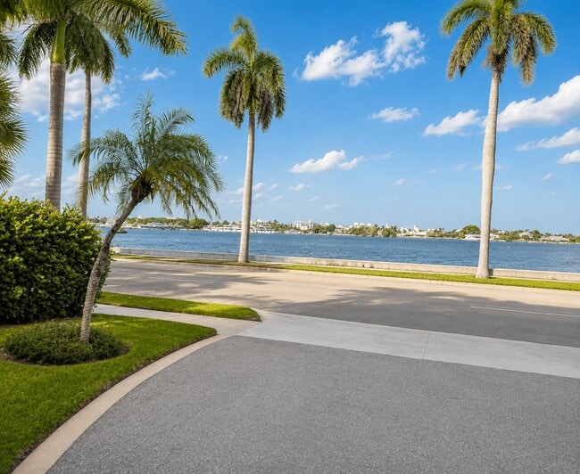 Photo - 1527 S Flagler Dr Unit 203F
