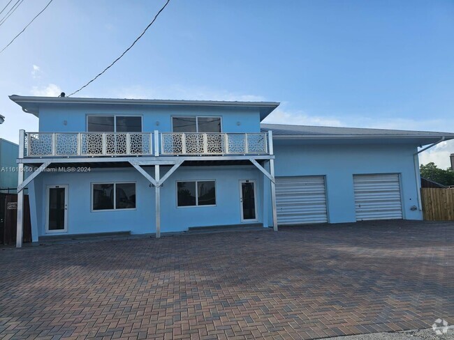 Building Photo - 68650 Overseas Hwy Unit 2 Rental