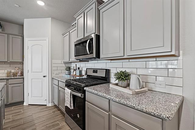 Photo - 3036 Shire Dr