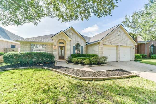 Photo - 4822 Big Cedar Cir