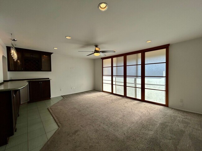 Photo - Prime 2 Bed, 2 Bath in La Jolla! Unit 245