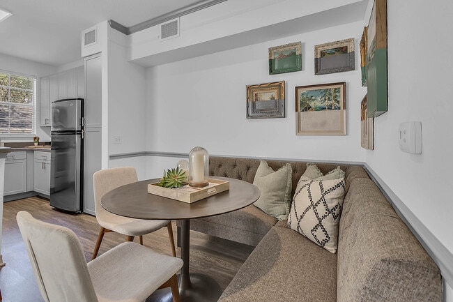 A dedicated space for connection and good food - Solace Timacuan
