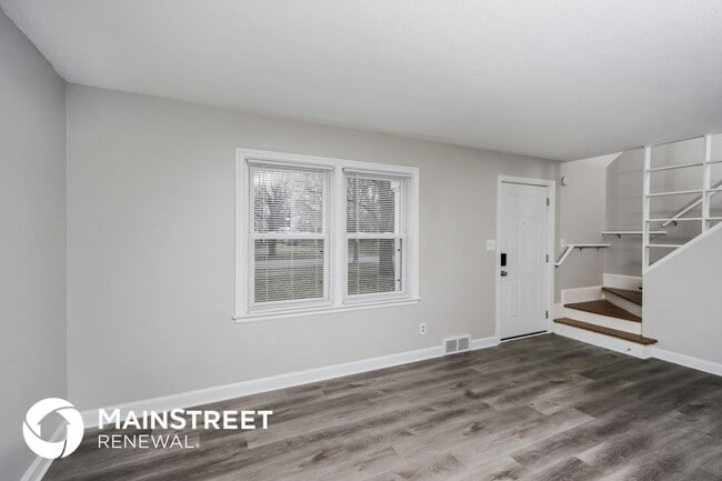 Photo - 2926 Yorkshire Blvd