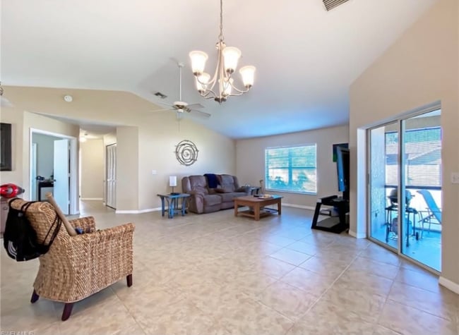 Photo - 2134 Country Club Blvd