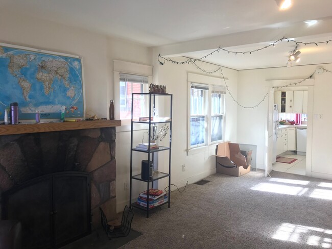 Photo - 935 9th St Apartment Unit A [935 9th]