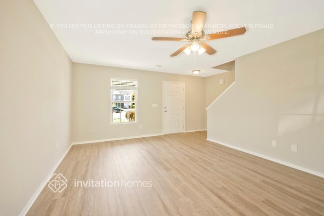 Photo - 2888 Creekbend Dr