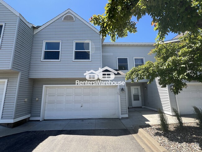 Building Photo - 4128 Meadowlark Way Rental