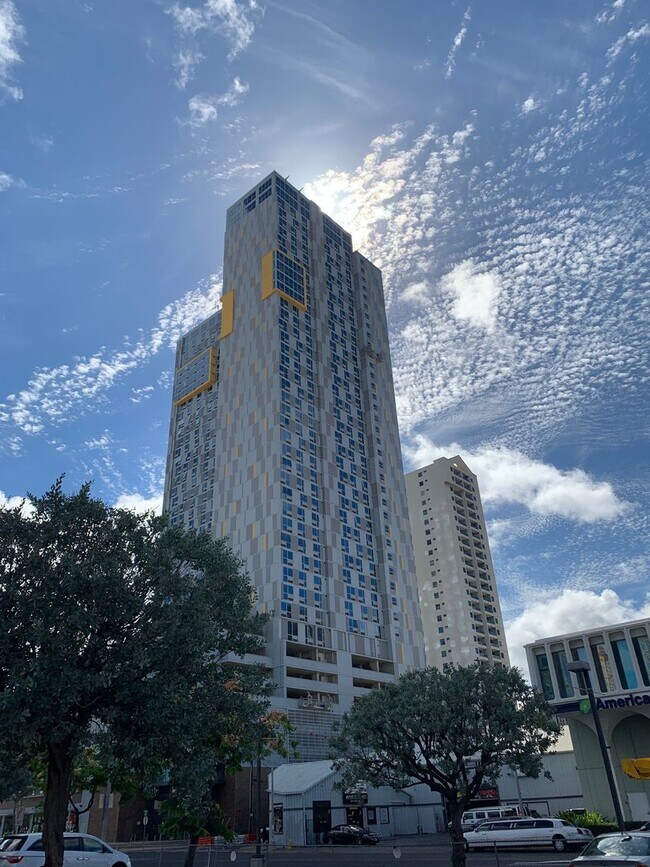 2 bedroom unit in Kakaako! - 2 bedroom unit in Kakaako! Rental