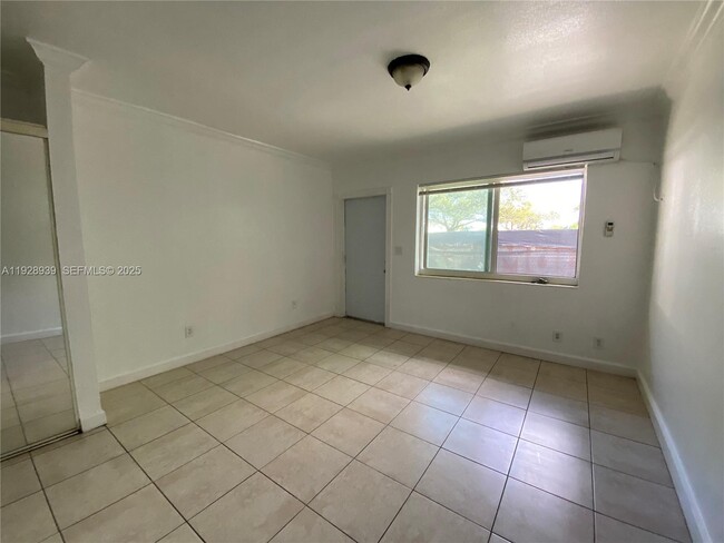 Photo - 6014 Rodman St Unidad 2