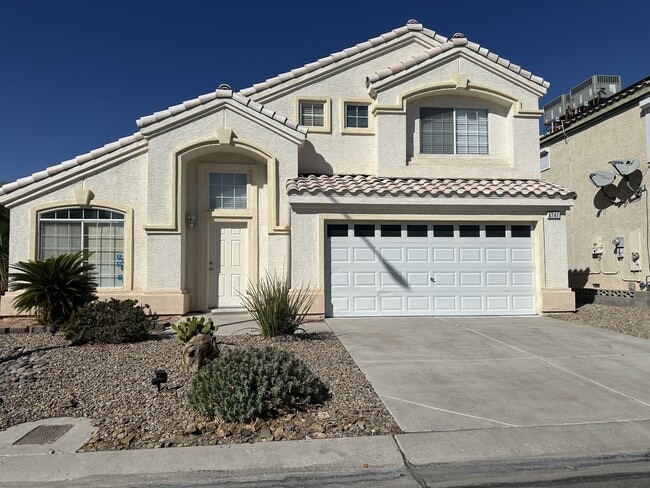 Photo - 4741 Ashington St