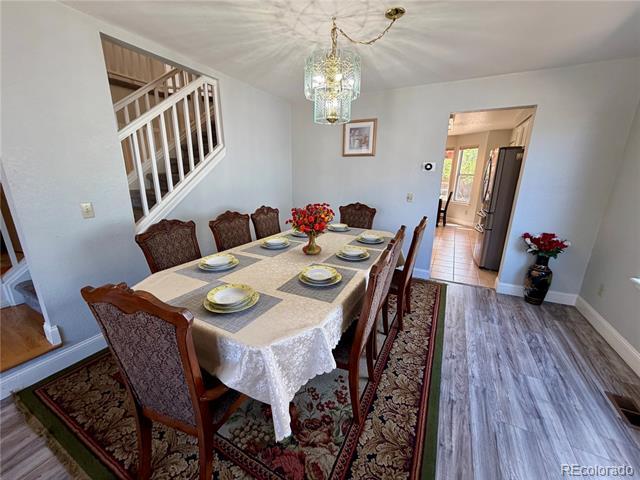 Photo - 9853 Salford Ln