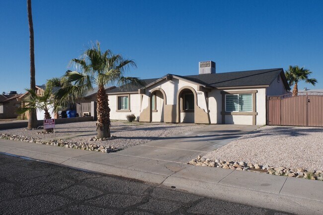 Photo - 7970 W Elm St