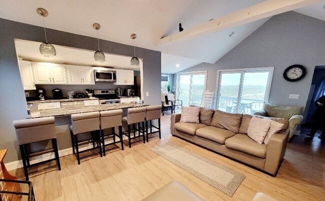Photo - 4 39th St