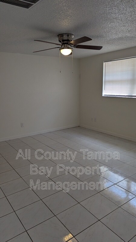 Photo - 2204 Irene St Unidad B