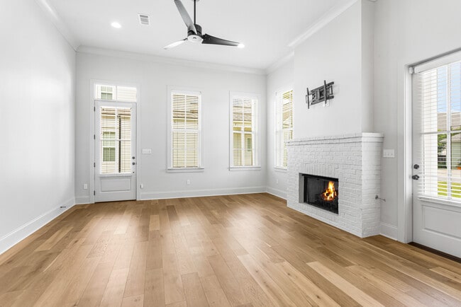 Photo - 10758 Moss Grove Ln