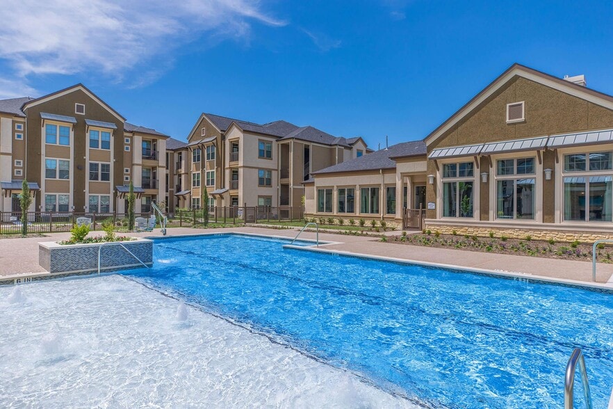 Resort Style Pool