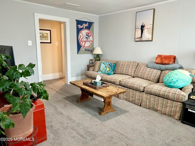 Photo - 500 Main St Unidad Upper Front