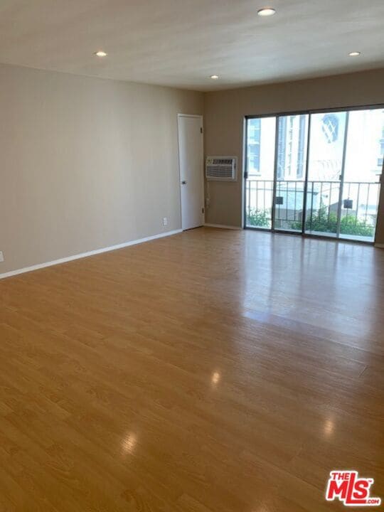 Photo - 1201 S Sherbourne Dr Unit 4