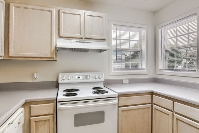 Photo - 2010 Wolfmill Dr