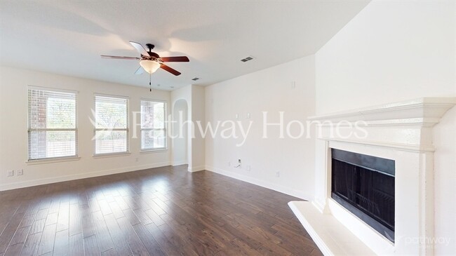 Photo - 209 Bentley Dr