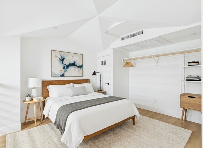 Photo - Girard Lofts