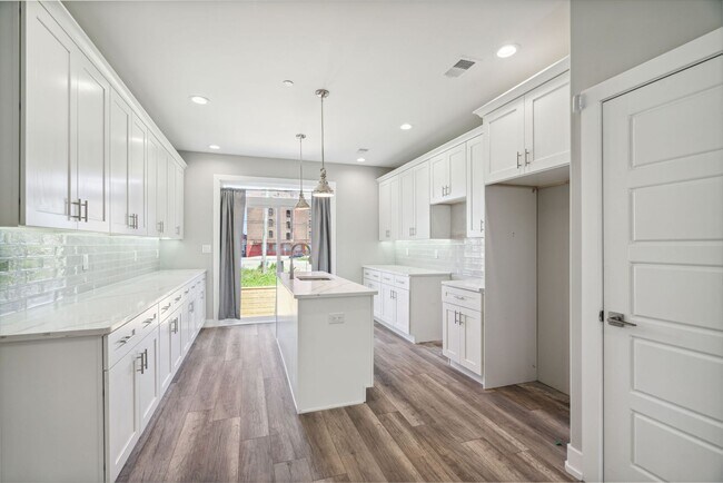 Photo - 2429 N 3rd St Unidad 1