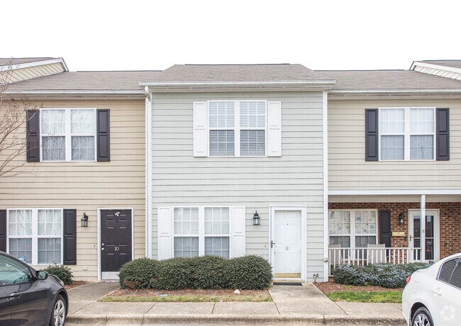 Building Photo - 8 Cheltenham Dr Rental