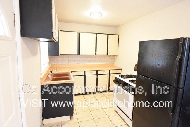 Photo - 8107 E 89 Terrace