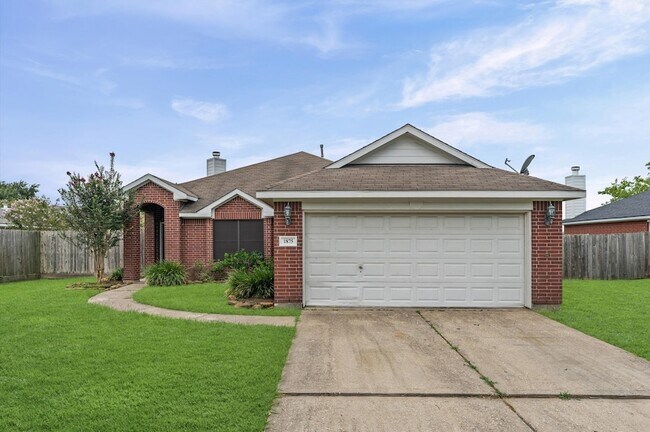 1875 Redwood Ln