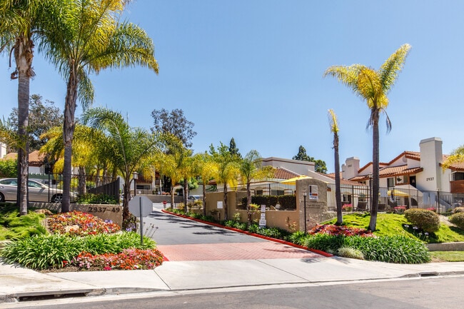 Photo - Sommerset La Costa