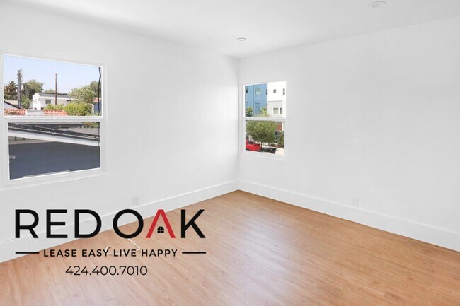 Photo - 641 N Serrano Ave Unidad 4