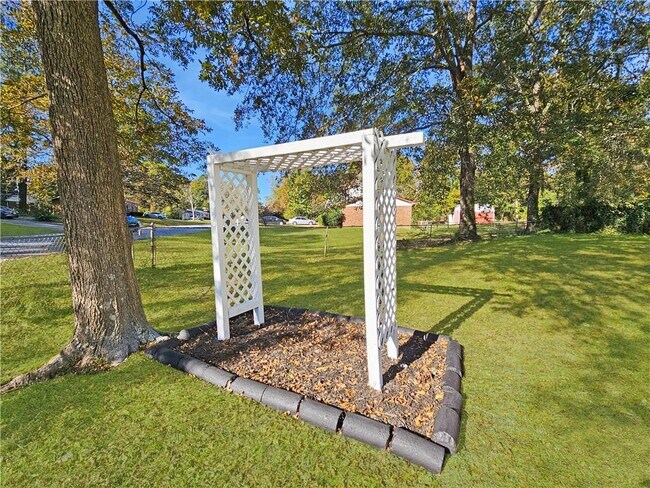Photo - 1620 Cardinal Rd
