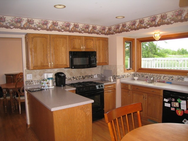 Photo - 706 North Point Dr